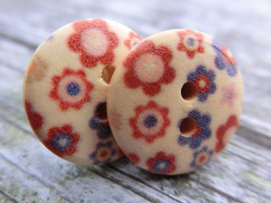 Holzknopf Ohrstecker Blumen Chrysantheme